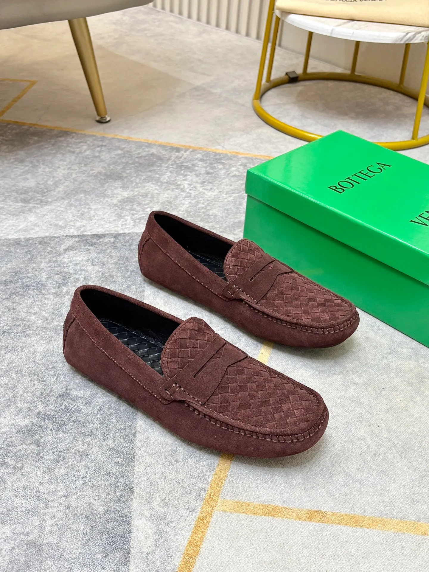P420💰 (Niu Li + Niu Pad) [BV] The latest hot style‼ ️Casual men's shoes, uppers imported first-layer cowhide ➕Full imported cowhide lining✔️Exquisite workmanship, excellent foot feel, special rubber soles✔️, cool and fashionable, the latest fashion, fashionable outsole, hurry up.  Code number: 38-44 (can be customized to 37.45, non-refundable)